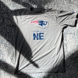 Under Armour Patriots Shirt Youth Lrg